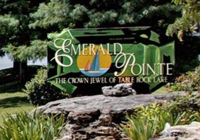 Emerald Pointe Image