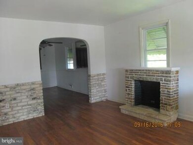 2514 Linden Ave, Baltimore, MD 21217 - photo 2