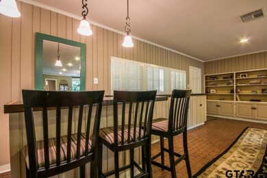 910 910 Troup Hwy, Tyler, TX 75701 - photo 6