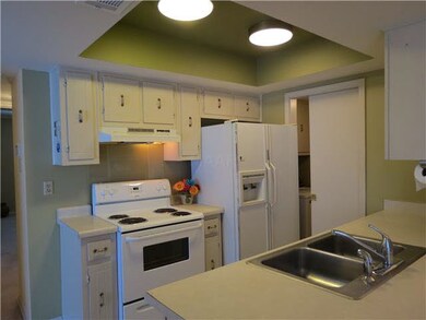 Updated Lighting in the kitchen! Refrigerator Stay