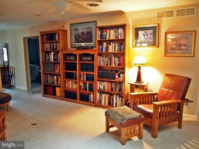 2467 Mccleary Dr, Chambersburg, PA 17201 - photo 7