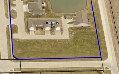 UNIT 16 Mckay Dr, Knoxville, IA 50138 - photo 7