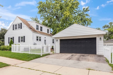 426 Elm St, Glen Ellyn, IL 60137 - photo 3