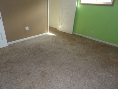 230 N Vine St, New Castle, PA 16101 - photo 7