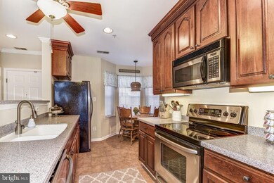 25272 Riffleford Square unit 101, Chantilly, VA 20152 - photo 7