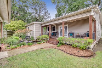 4000 N University-24