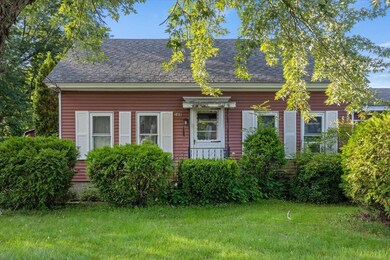 02-588 Plains Rd-2