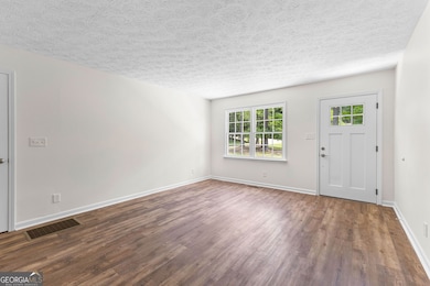 223 Pinehaven Dr, Lagrange, GA 30240 - photo 4