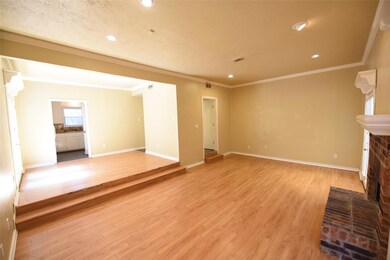 5731 Penrose Ave, Dallas, TX 75206 - photo 6