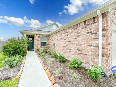 1199 Filly Creek Dr, Alvin, TX 77511 - photo 5