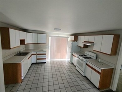 19 Hart St unit 4, Wakefield, MA 01880 - photo 5