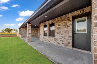 1320 Eagle Dr, Weatherford, TX 76085 - photo 5