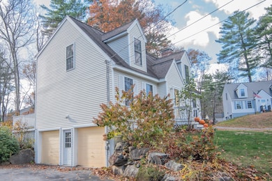 9 Abbey Rd, Raymond, NH 03077 - photo 2