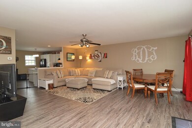 316 Saint Nicholas St, Reading, PA 19607 - photo 3