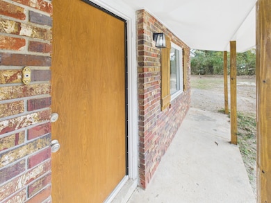 262 Center Rd, Columbus, MS 39702 - photo 5