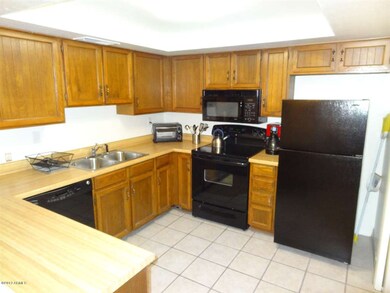 Kitchen 01