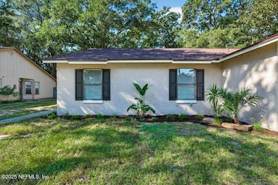 2268 Cypress Landing Dr, Atlantic Beach, FL 32233 - photo 6