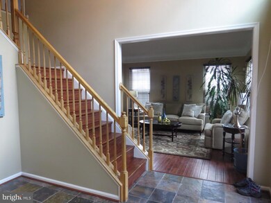 103 Johnsberg Ln, Bowie, MD 20721 - photo 4