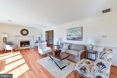 1600 River Farm Dr, Alexandria, VA 22308 - photo 2