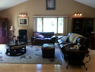 207 Central Ave, Johnston, RI 02919 - photo 6