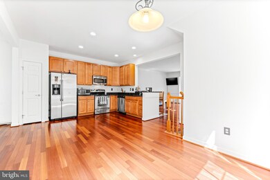 6822 Alexander Lawson, Elkridge, MD 21075 - photo 3