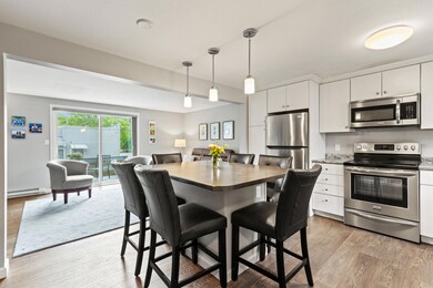 21 Valley St unit 1, South Portland, ME 04106 - photo 4