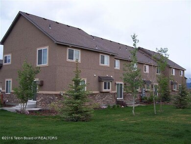 Valley Centre 2512 sfTown Homes 20 Units