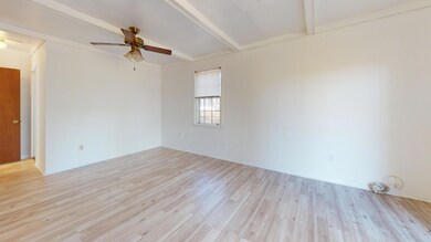 1113-Eisenhower-Ct-Unfurnished(2)