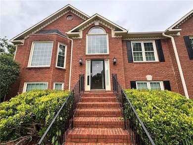 A grand welcoming entrance - all Brick!