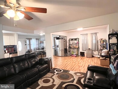 122 Idlewild Rd, Levittown, PA 19057 - photo 5