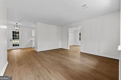 205 Pine St, Barnesville, GA 30204 - photo 6