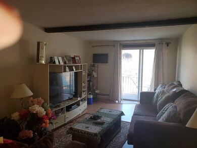 668 Robbins Ave unit 11, Dracut, MA 01826 - photo 3