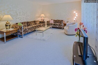 1845 Dansy Dr, Euclid, OH 44117 - photo 3