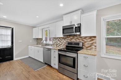 13423 Idlefield Ln, Matthews, NC 28105 - photo 6