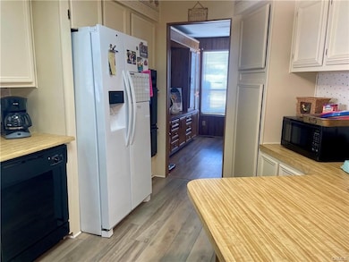 1901 Dayton Rd unit 6, Chico, CA 95928 - photo 4