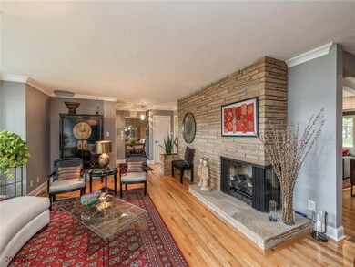 3416 Fleur Dr, Des Moines, IA 50321 - photo 7