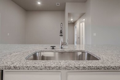 1117 Canal St, Odessa, TX 79765 - photo 7