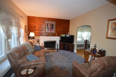 192 Menands Rd, Albany, NY 12211 - photo 5