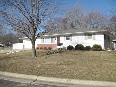 204 S Kerch St, Brooklyn, WI 53521 - photo 2