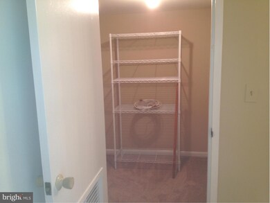 17811 Buehler Rd unit 82, Olney, MD 20832 - photo 3