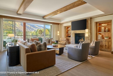 RLN Living Room w: View