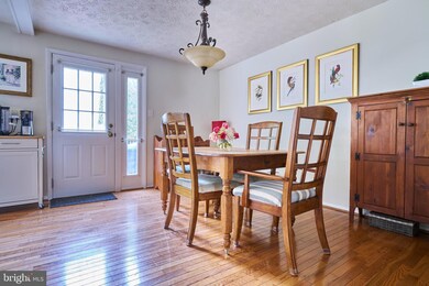 19102 Partridge Wood Dr, Germantown, MD 20874 - photo 7