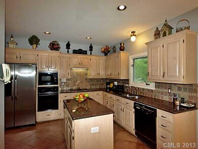 8629 New Oak Ln, Huntersville, NC 28078 - photo 5