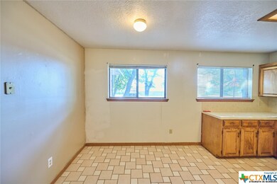 405 Williams St, Copperas Cove, TX 76522 - photo 7