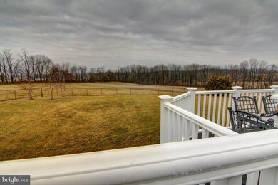 19400 Colchester Rd, Purcellville, VA 20132 - photo 7