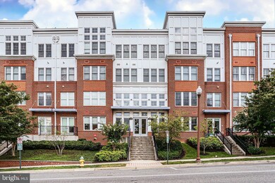 Rhodes Hill Square unit 123, Arlington, VA 22209 - photo 2