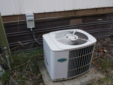 1071 Plumtree Ln, Grants Pass, OR 97526 - photo 4