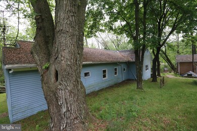 326 Sousley Rd, Lenhartsville, PA 19534 - photo 7