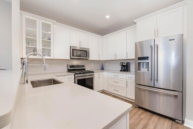 342 N Indiana Ave, Crown Point, IN 46307 - photo 5