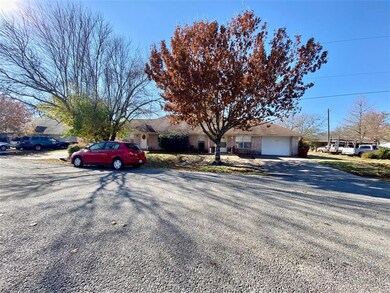 1705 Liberty St, Bonham, TX 75418 - photo 5